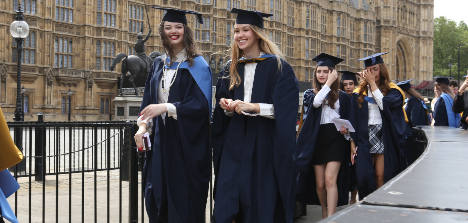 DLD Students Walking outside house of Parliament